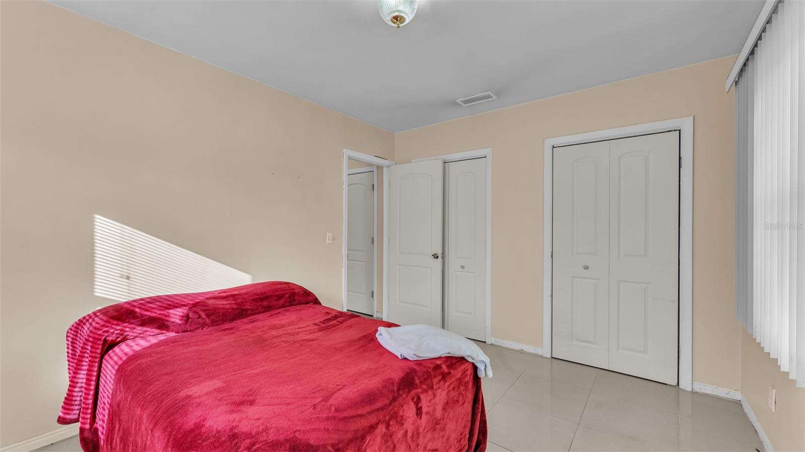Image 18 of 38 For 6077 8th Avenue N