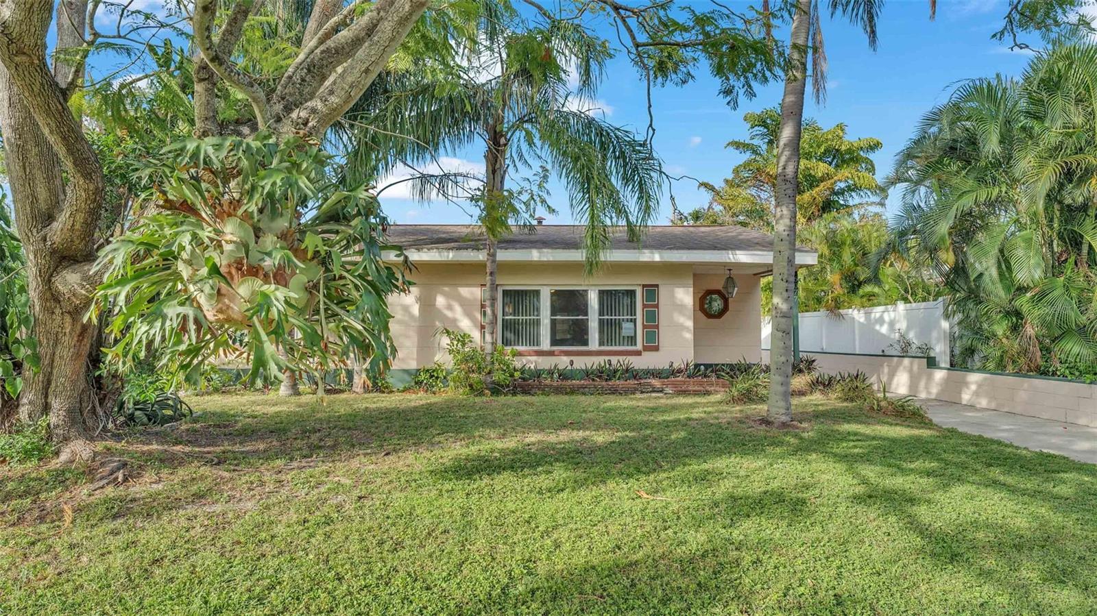 Image 26 of 38 For 6077 8th Avenue N