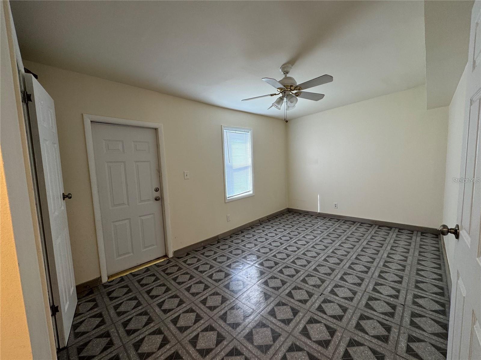 Image 11 of 24 For 2375 Orangedale Road