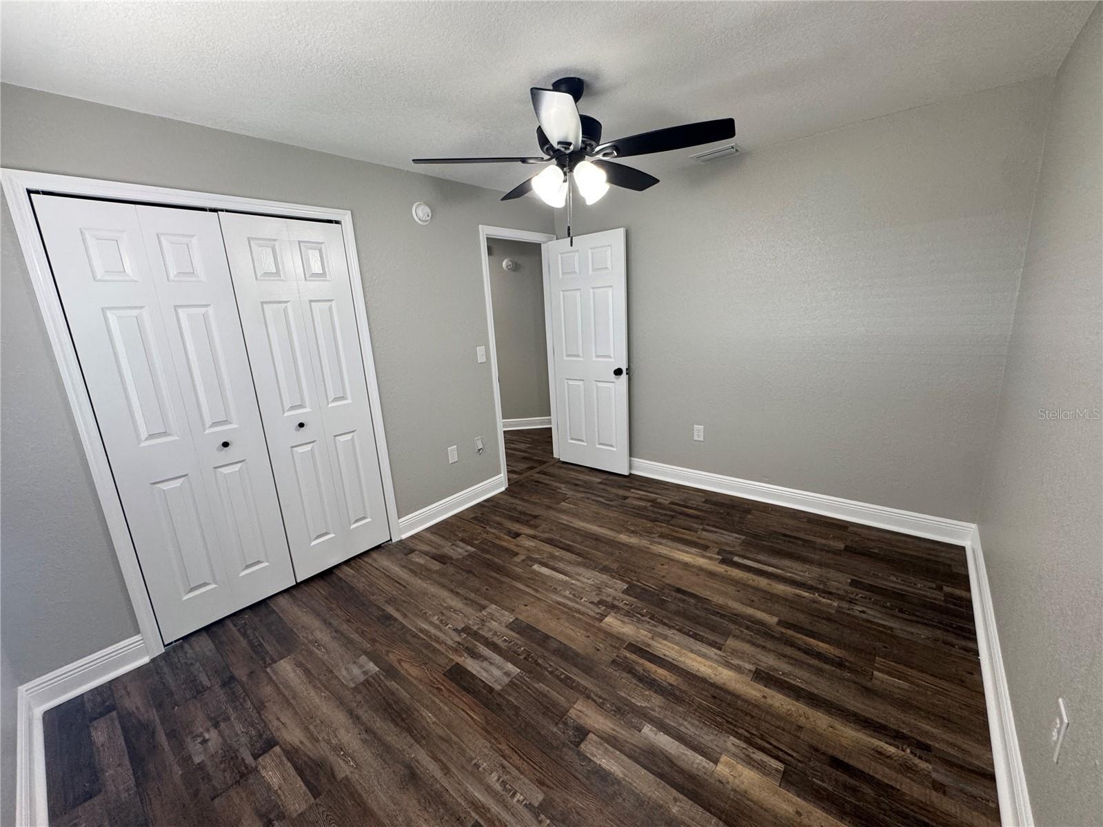 Image 10 of 10 For 505 Searcy Avenue A