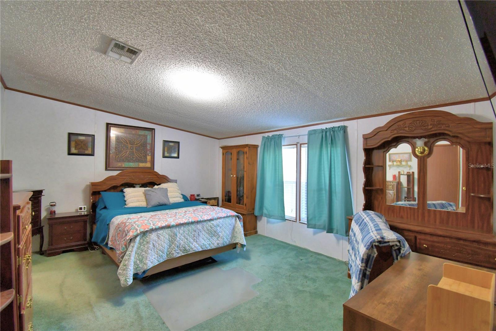 Image 20 of 63 For 2120 Helwyn Road