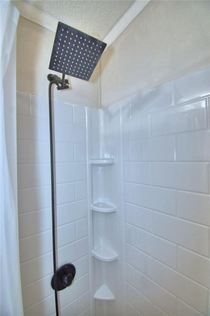 Image 41 of 63 For 2120 Helwyn Road