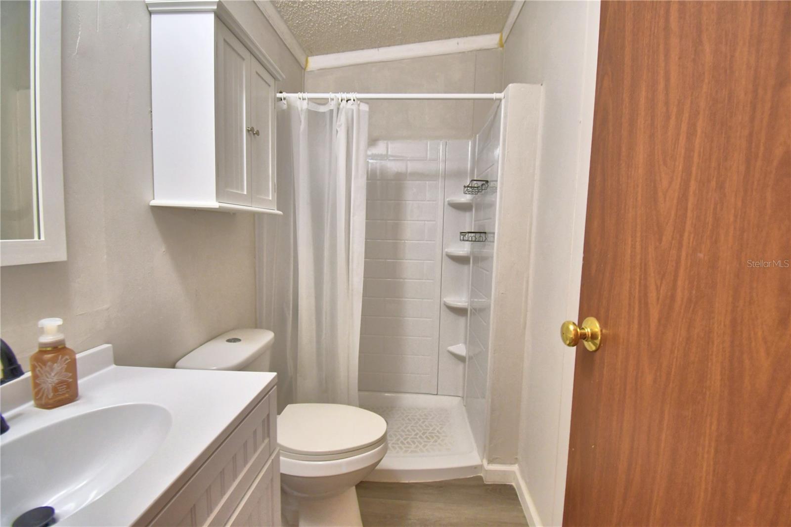 Image 42 of 63 For 2120 Helwyn Road