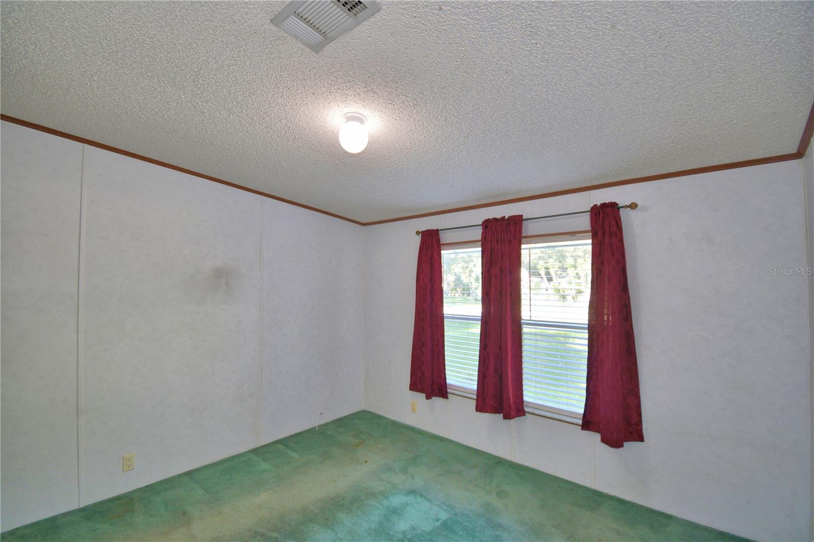 Image 44 of 63 For 2120 Helwyn Road