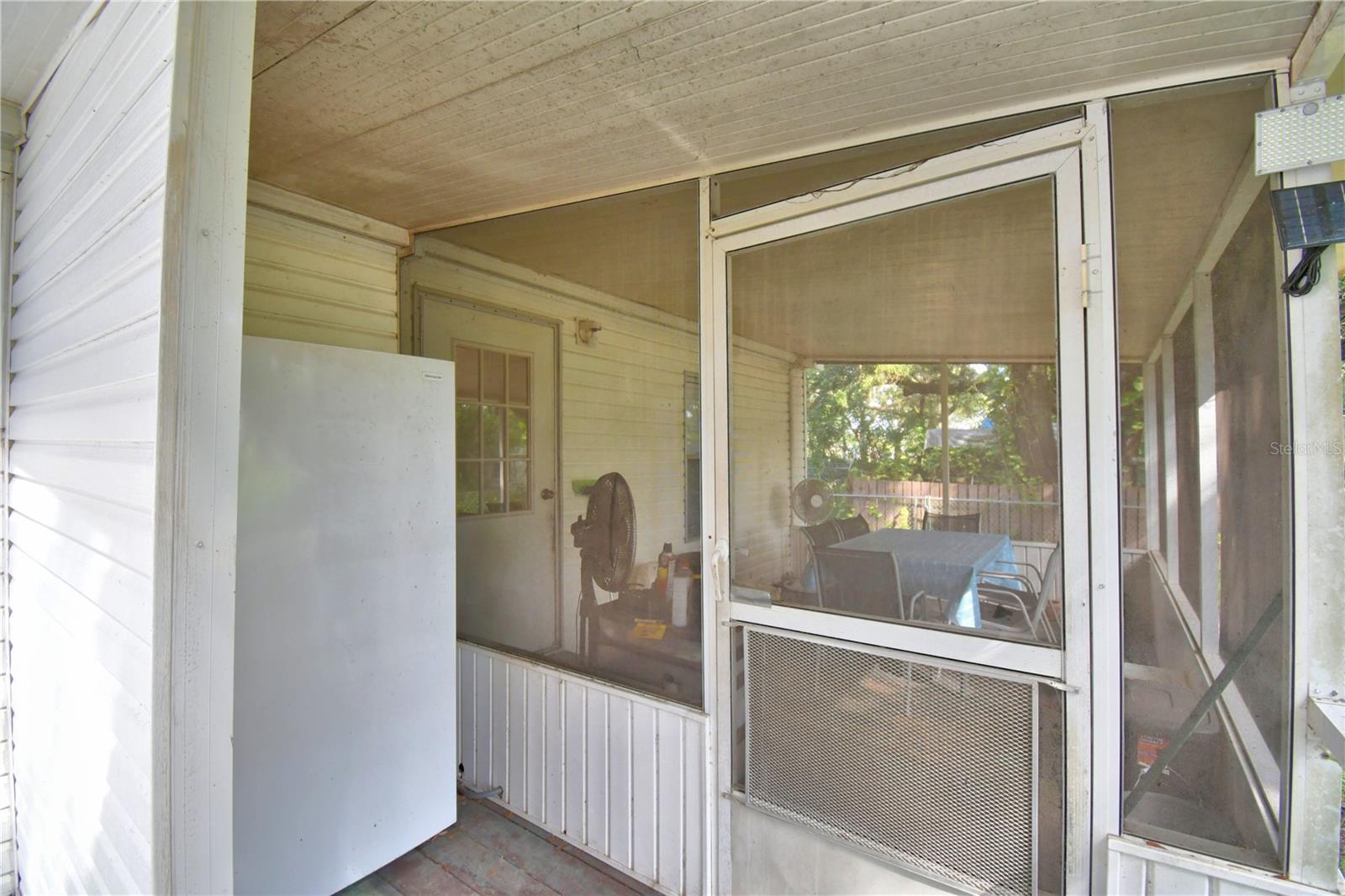 Image 52 of 63 For 2120 Helwyn Road