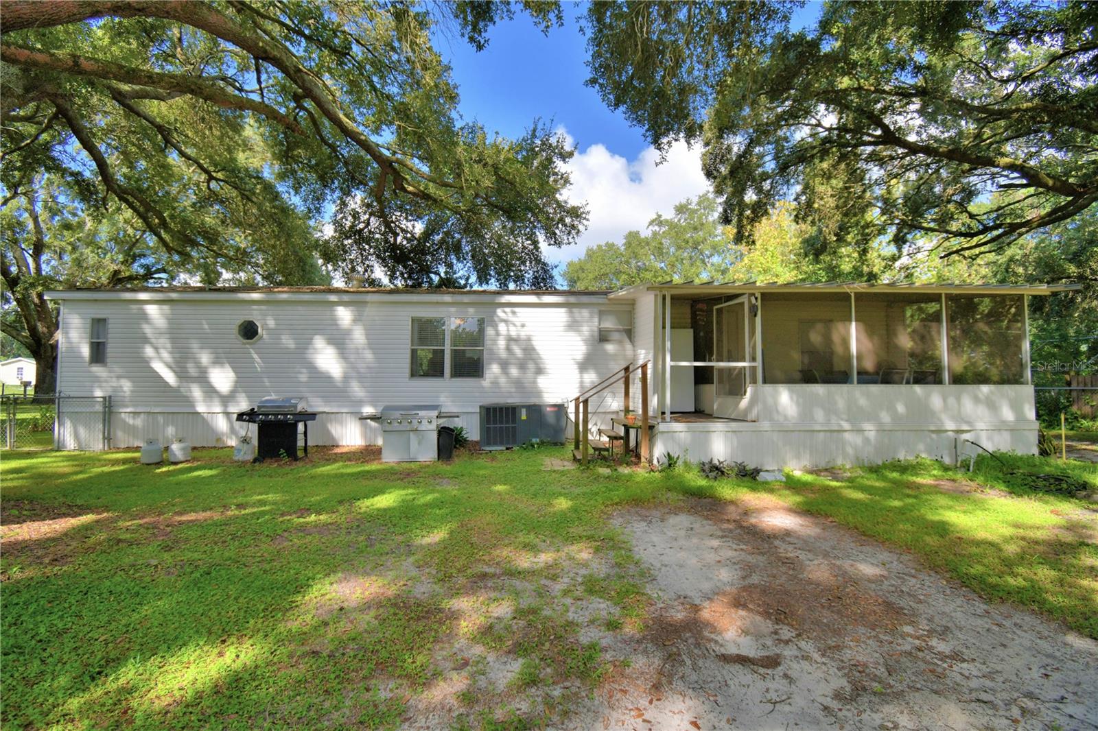 Image 61 of 63 For 2120 Helwyn Road