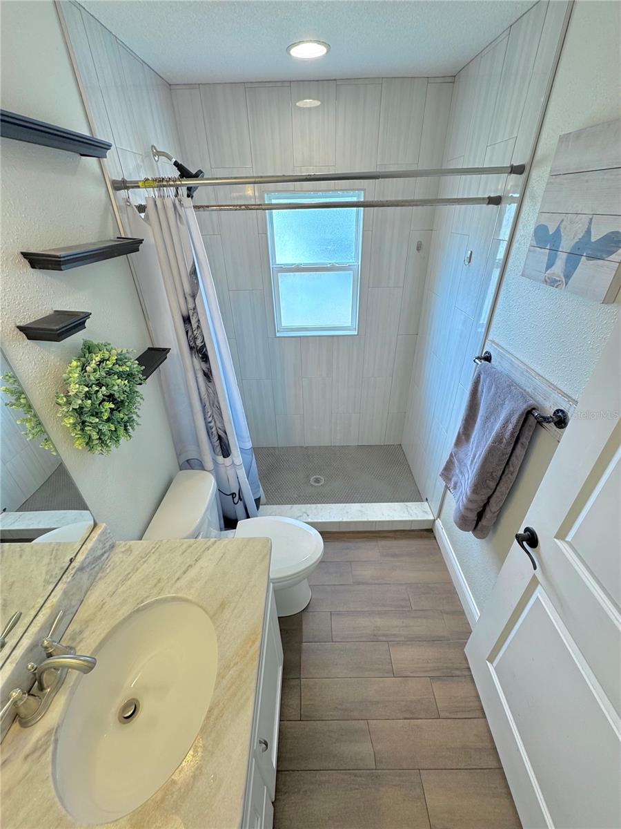 Image 25 of 54 For 130 Dixie Highway