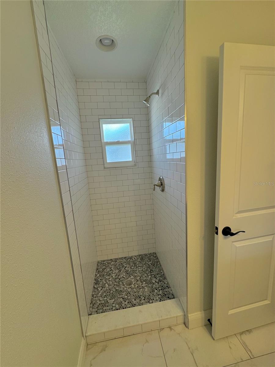 Image 43 of 54 For 130 Dixie Highway