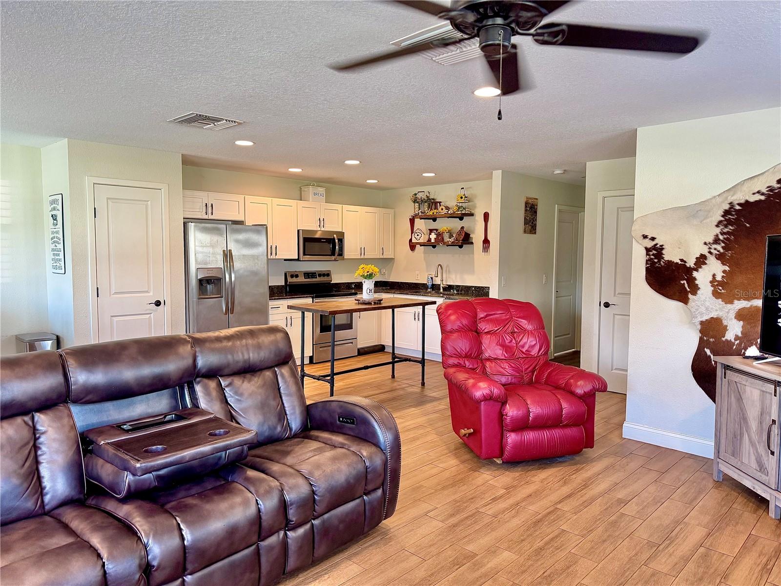 Image 9 of 54 For 130 Dixie Highway