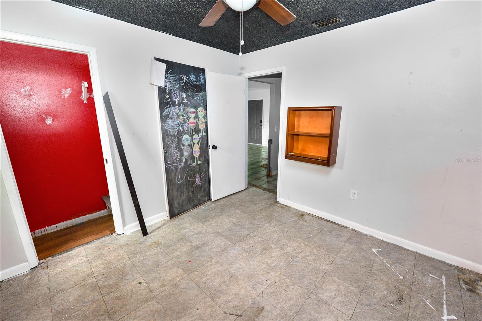 Image 15 of 19 For 136 Madera Drive