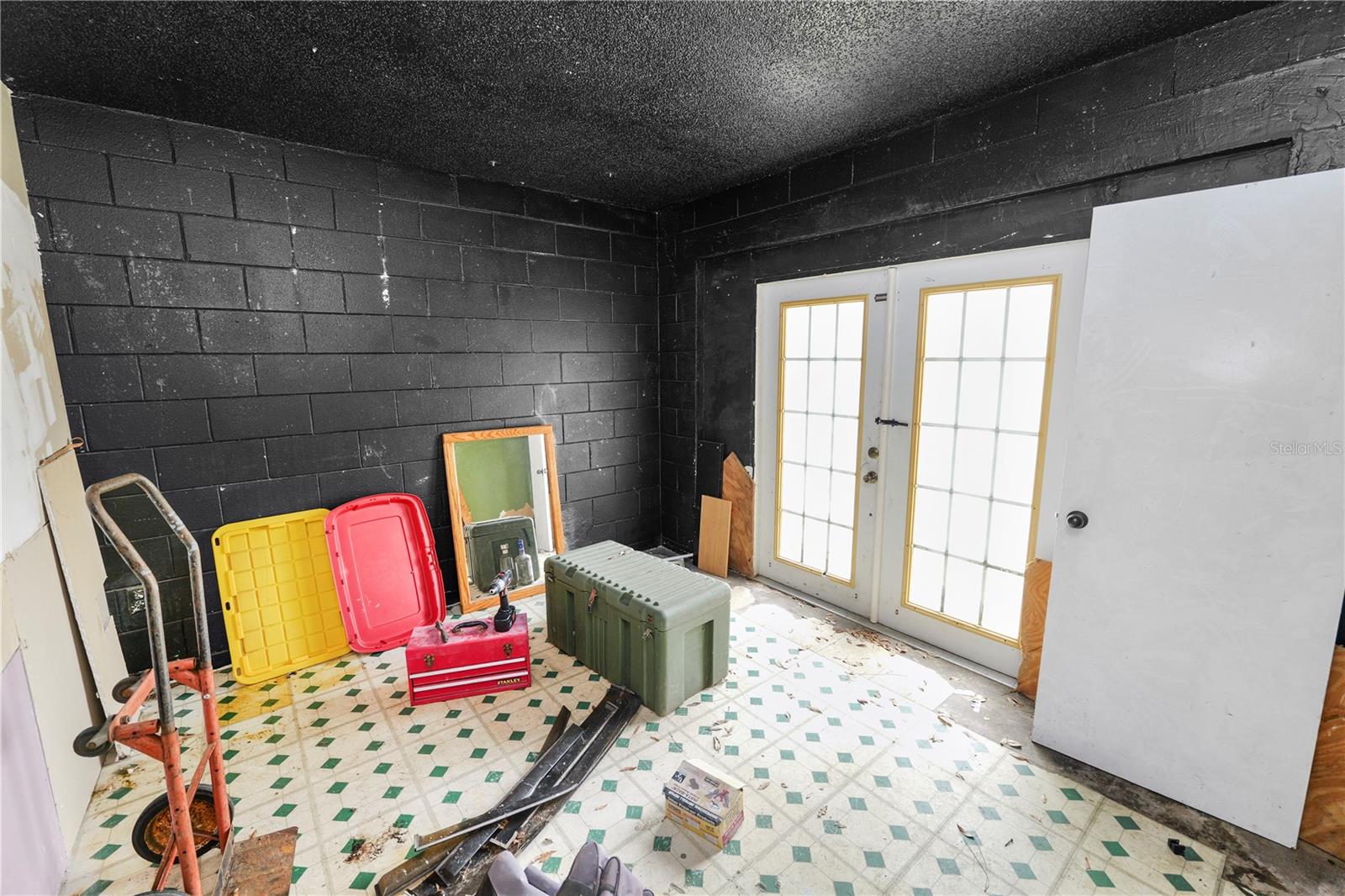 Image 18 of 19 For 136 Madera Drive