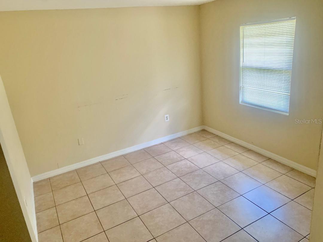 Image 12 of 14 For 2484 Chestnut Woods Drive