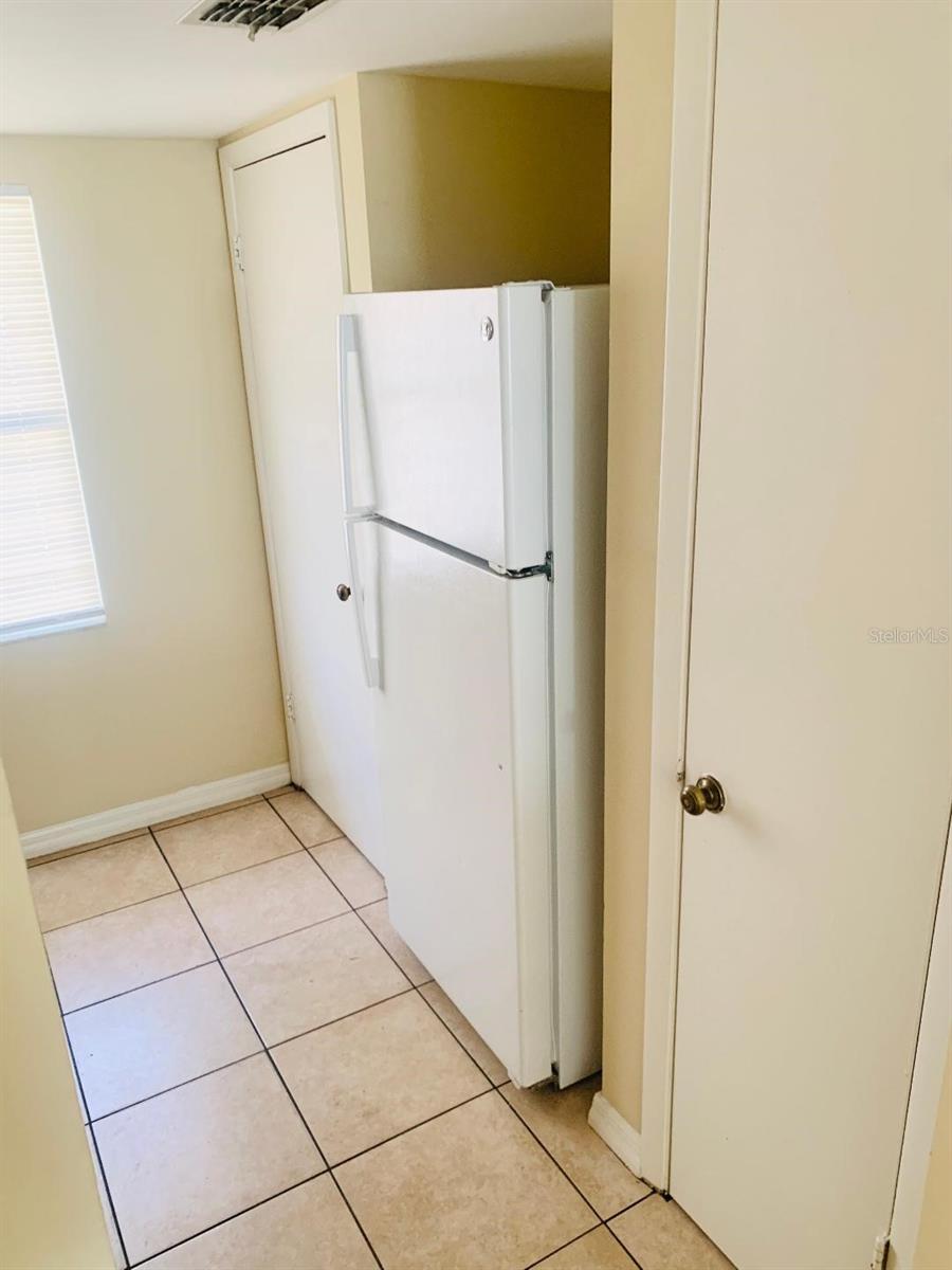 Image 3 of 14 For 2484 Chestnut Woods Drive