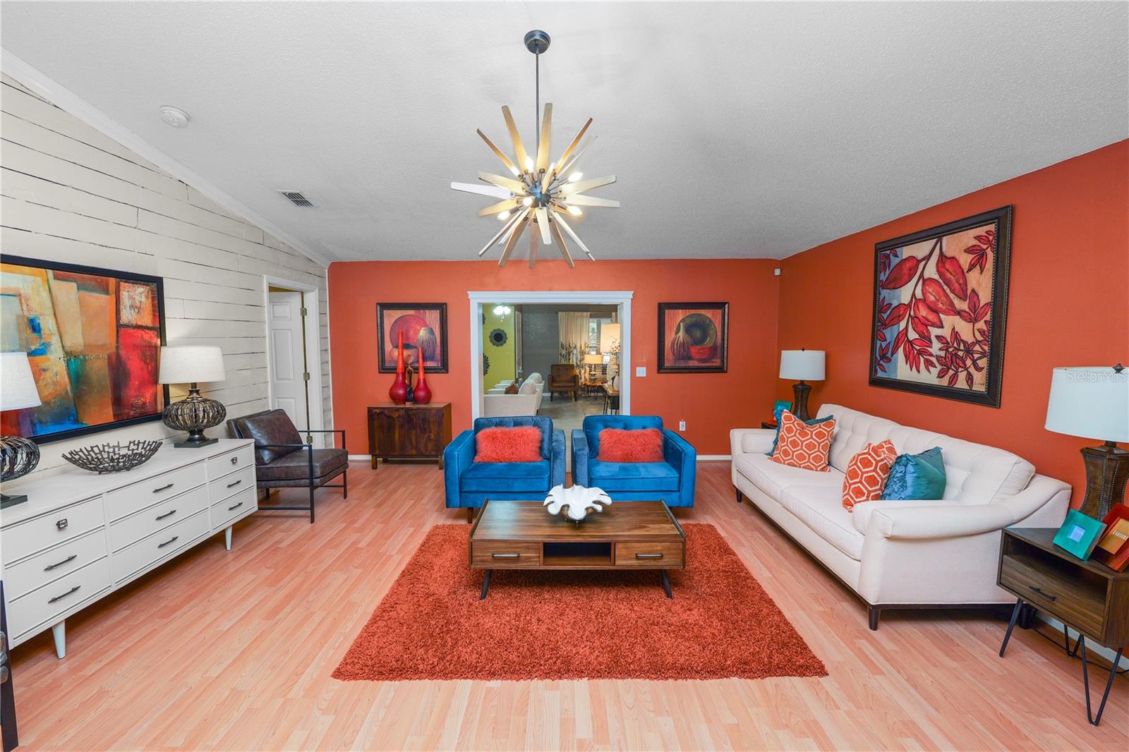 Image 12 of 68 For 1423 Country Chase Drive