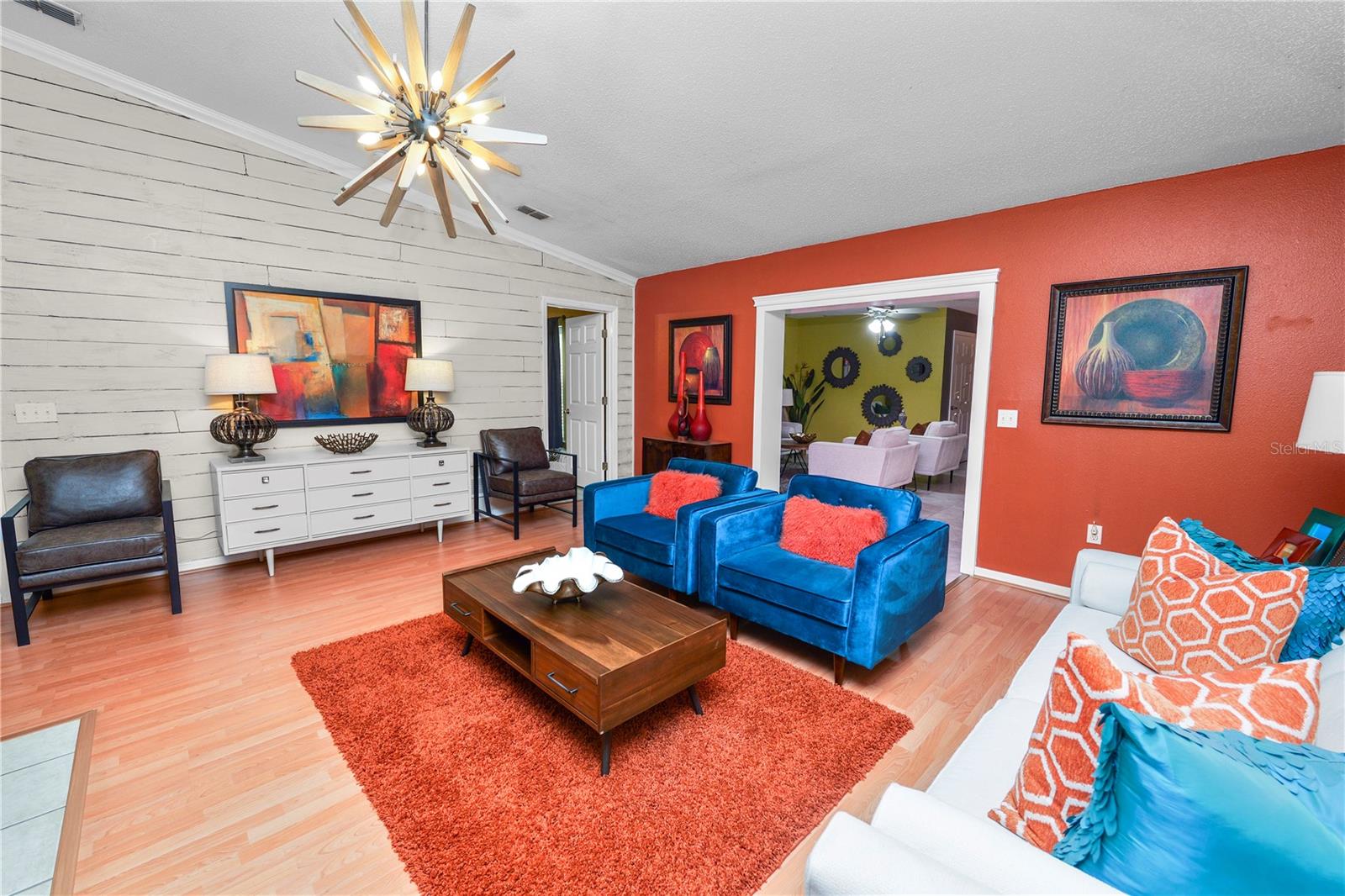 Image 14 of 68 For 1423 Country Chase Drive