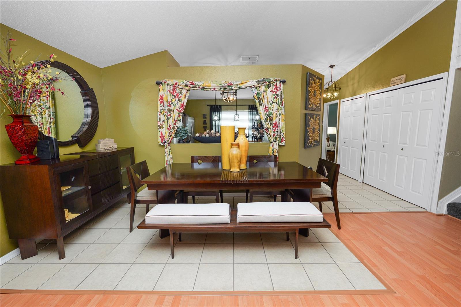 Image 16 of 68 For 1423 Country Chase Drive