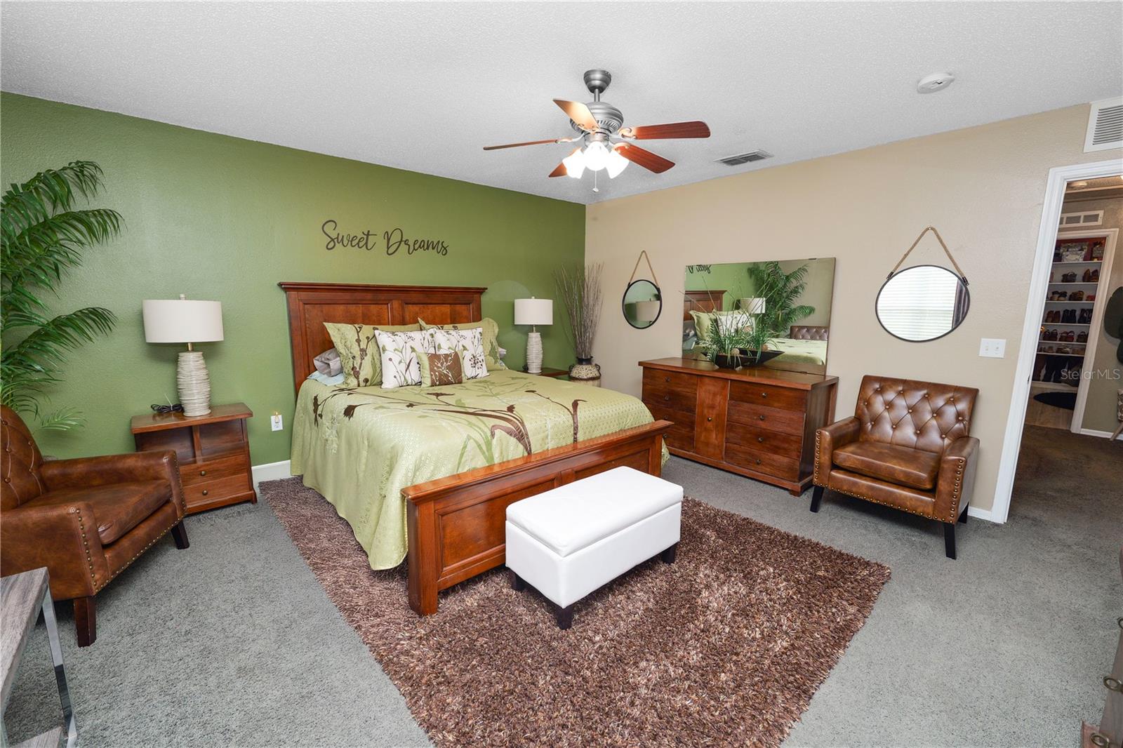 Image 43 of 68 For 1423 Country Chase Drive