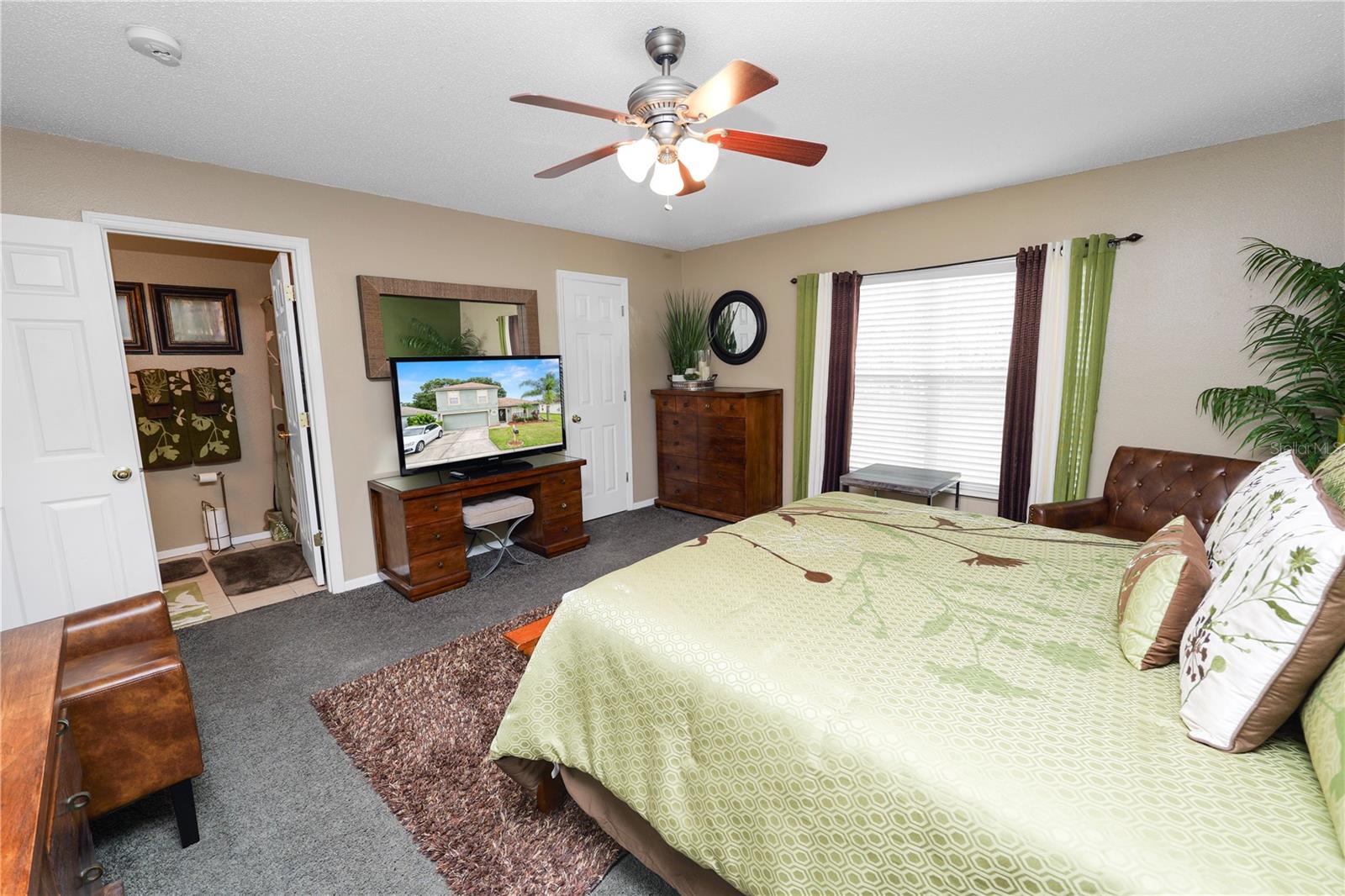Image 44 of 68 For 1423 Country Chase Drive