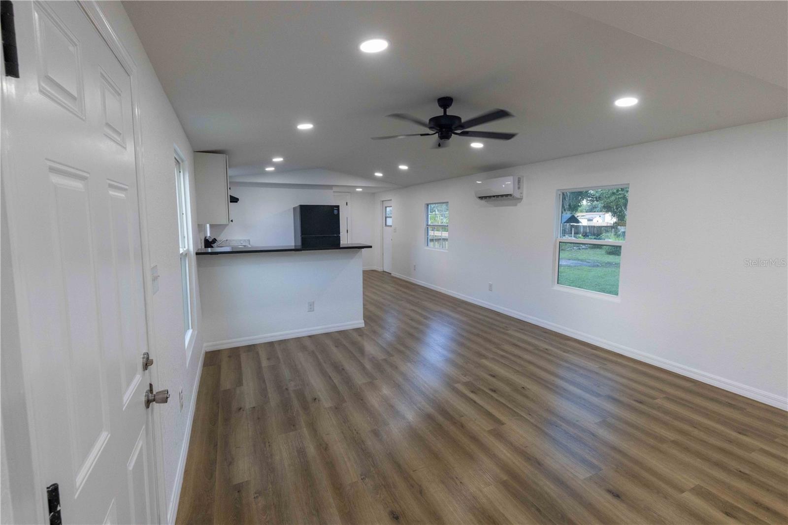 Image 18 of 36 For 809 Tuscani Way
