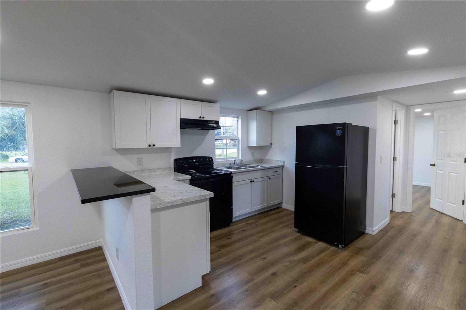 Image 22 of 36 For 809 Tuscani Way