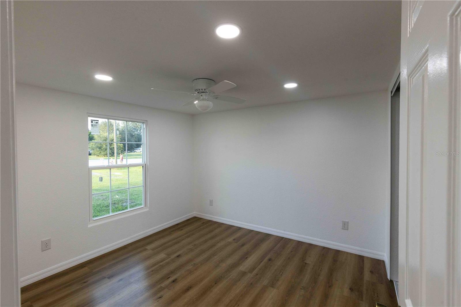 Image 24 of 36 For 809 Tuscani Way