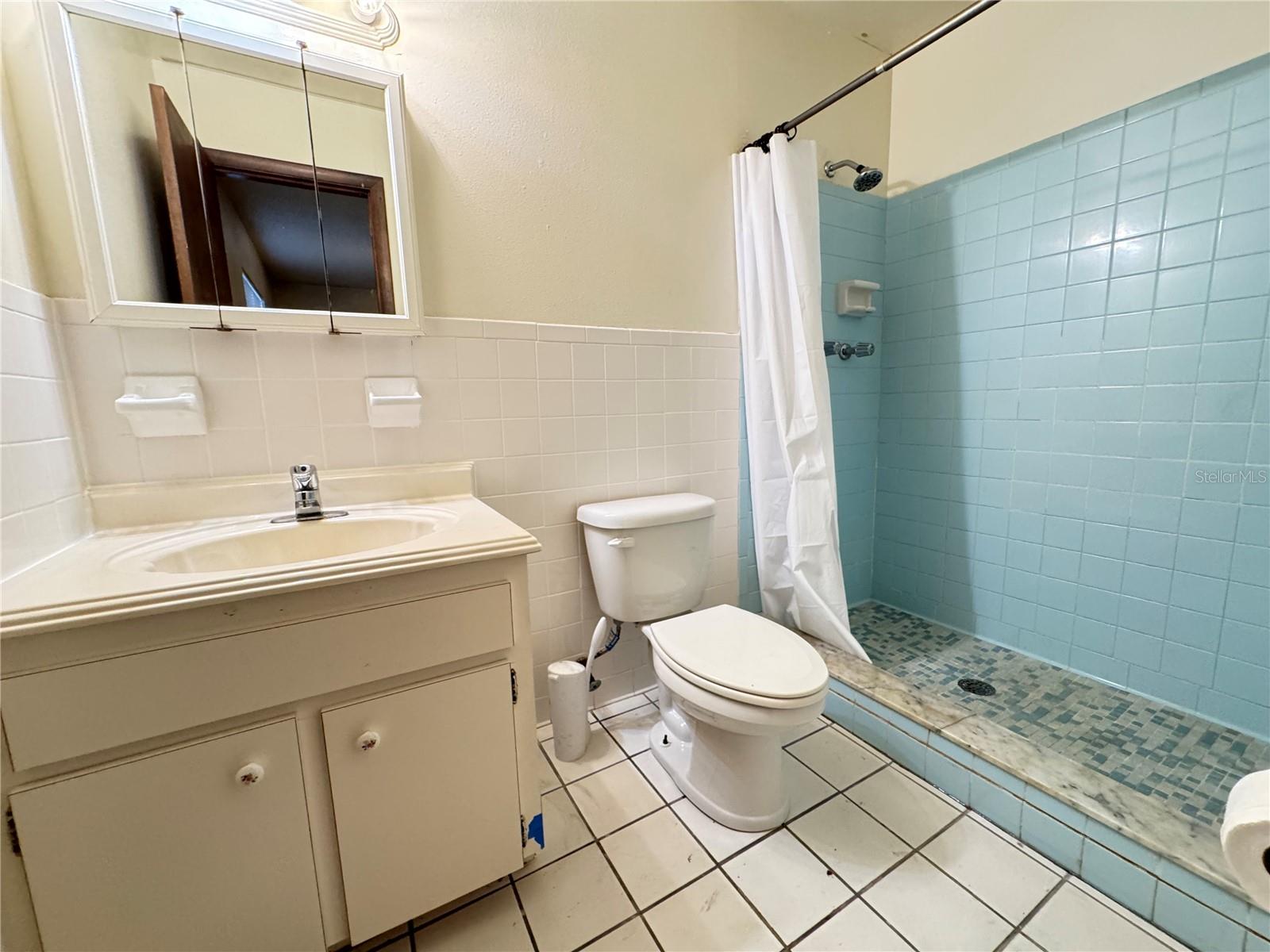 Image 19 of 20 For 7410 Orangeview Circle