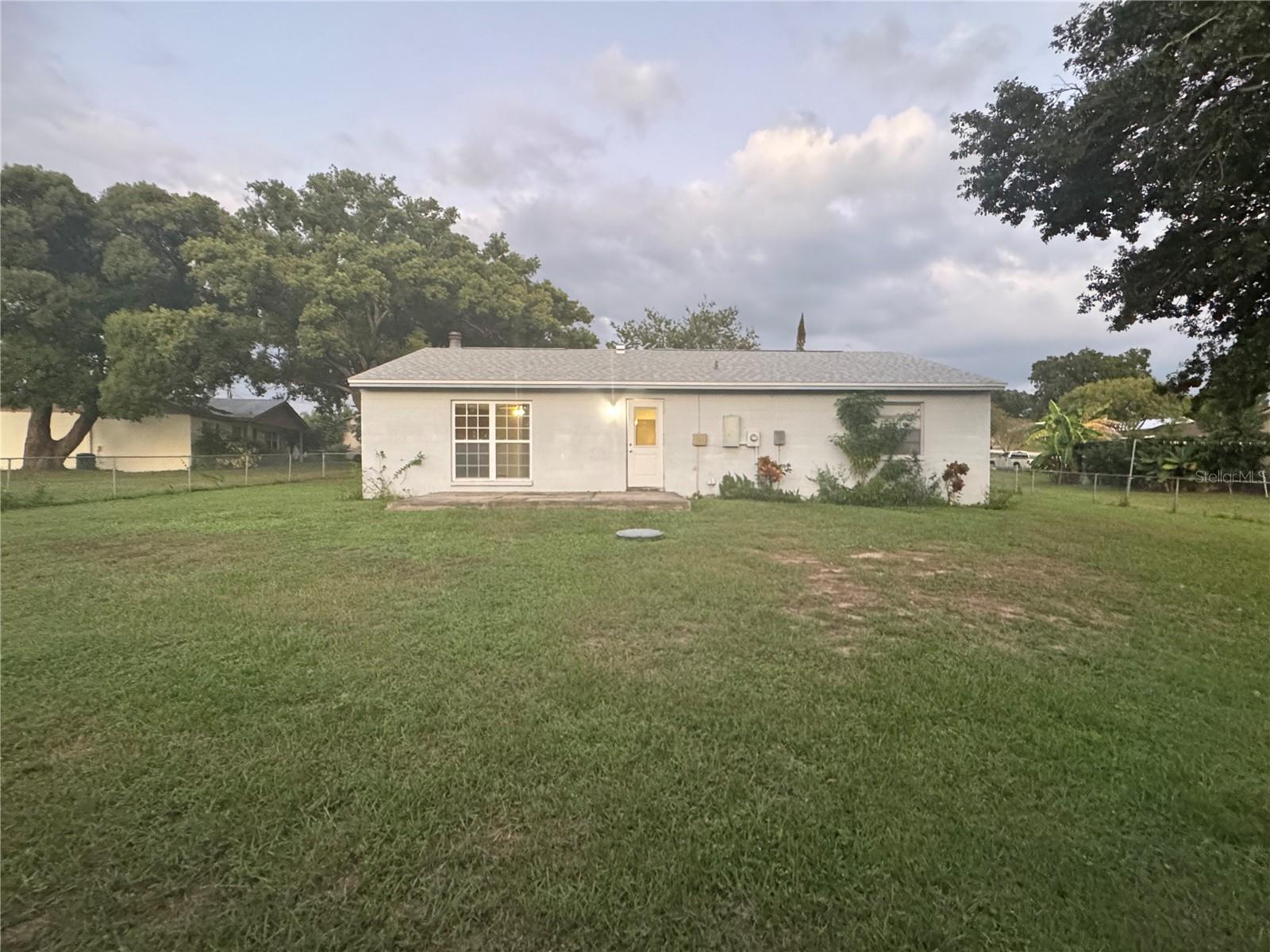 Image 2 of 7 For 7410 Orangeview Circle