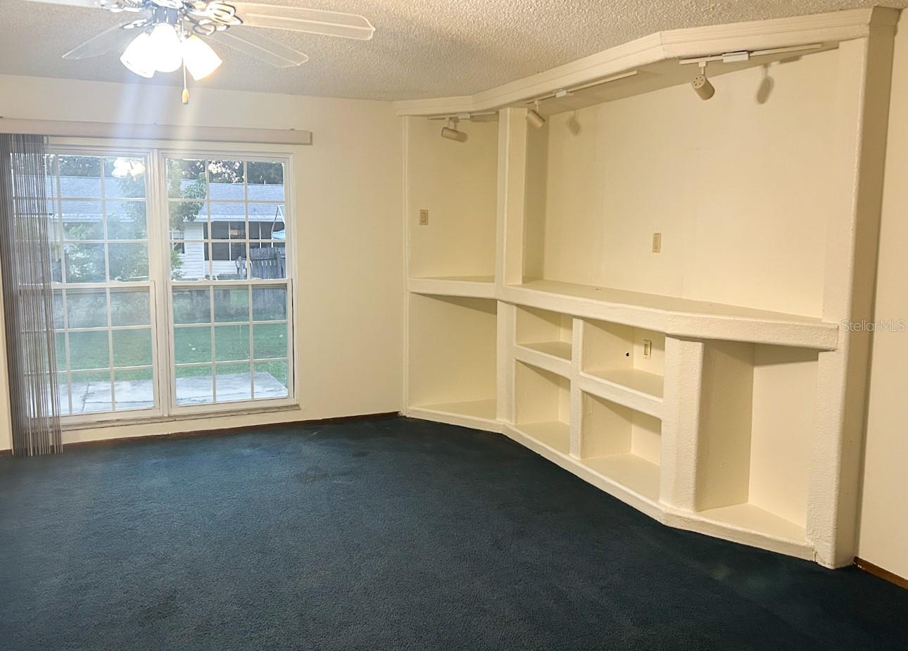 Image 5 of 7 For 7410 Orangeview Circle