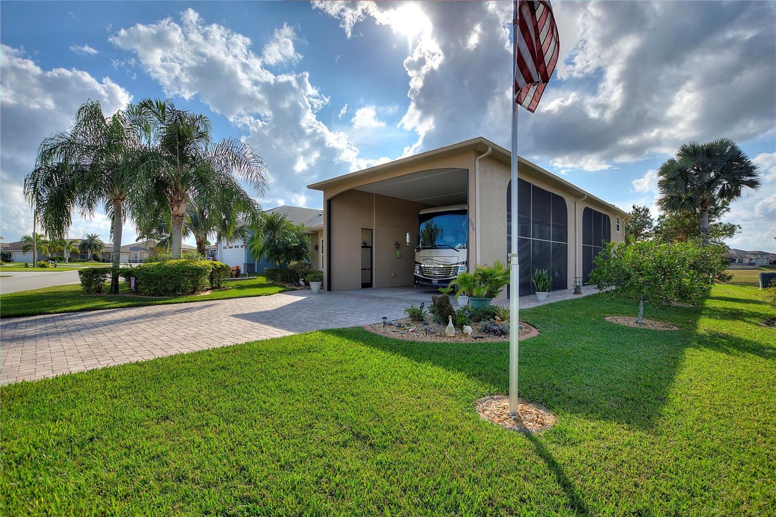 Image 3 of 46 For 548 Narrow Pond Road