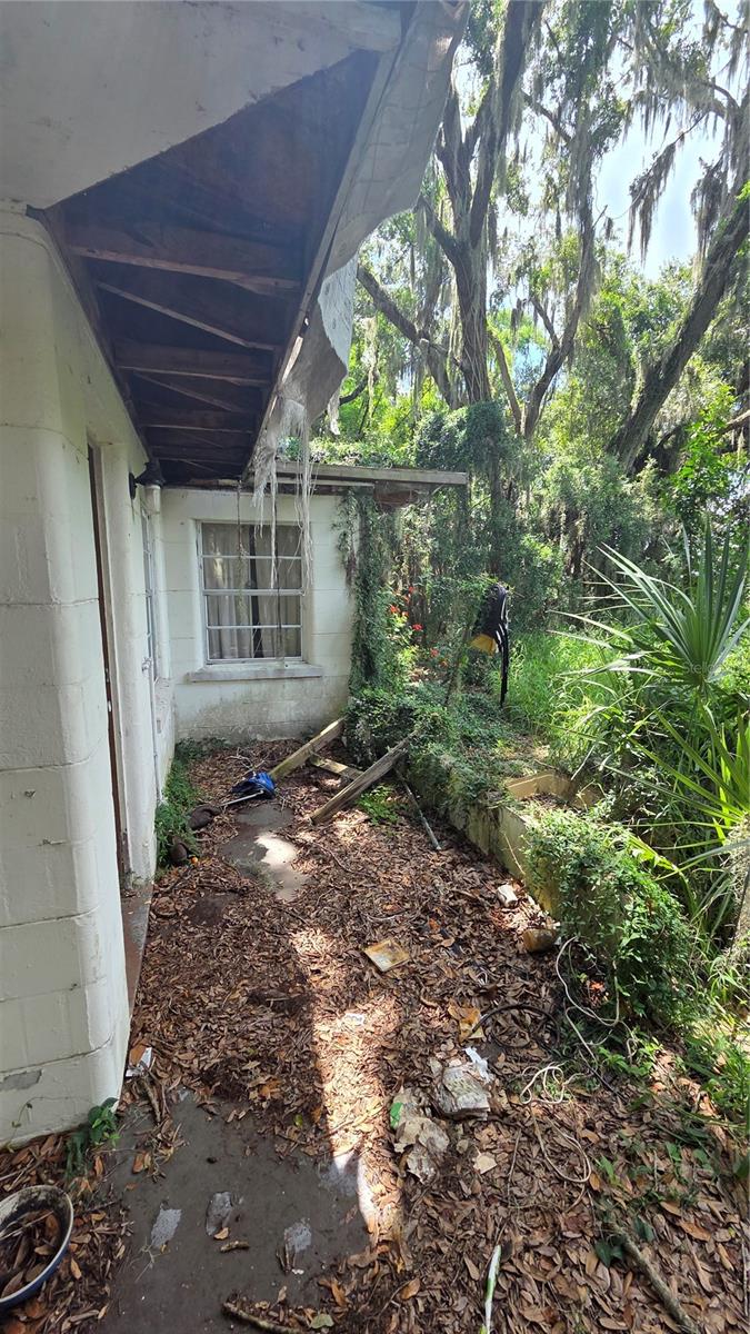 Image 12 of 40 For 725 Hickory Hammock Road