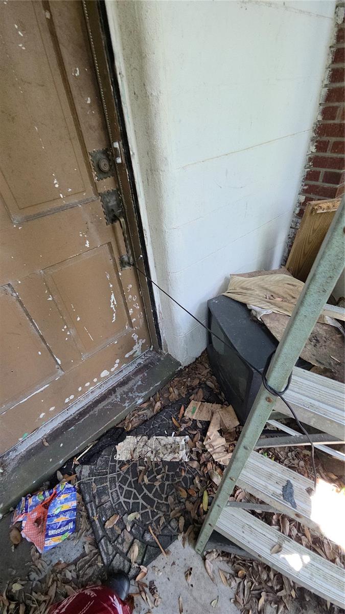 Image 16 of 40 For 725 Hickory Hammock Road