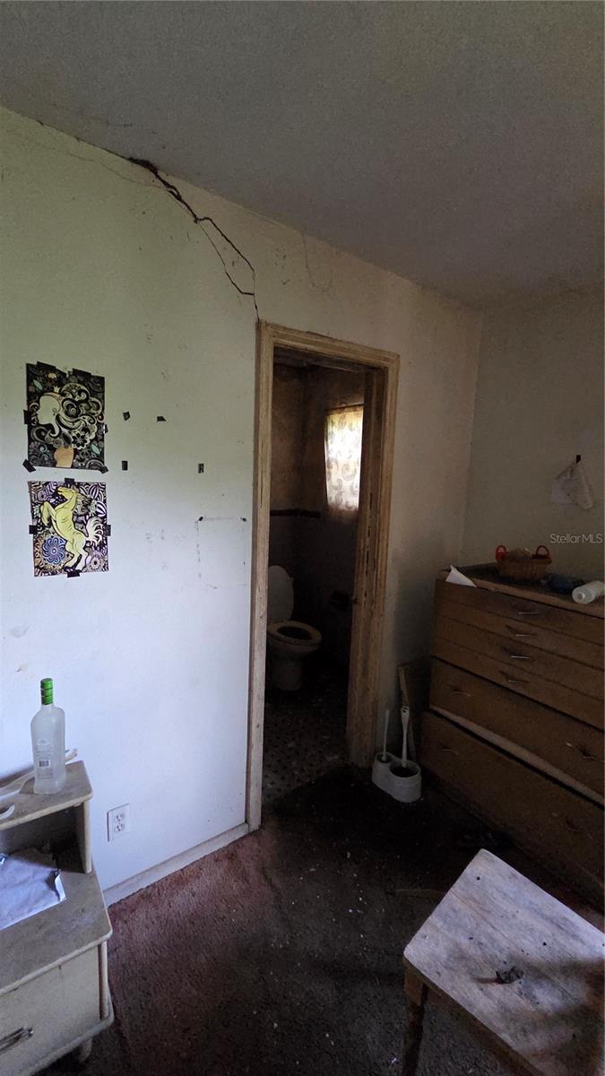 Image 21 of 40 For 725 Hickory Hammock Road