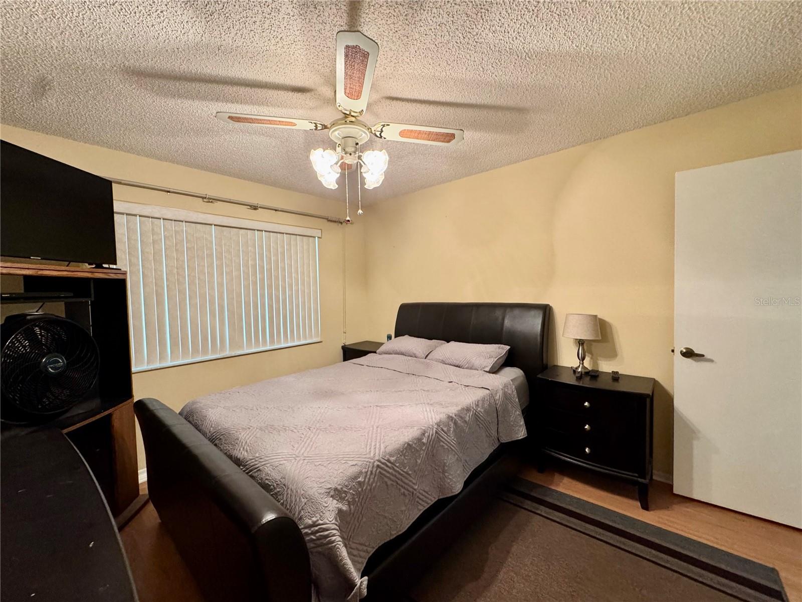 Image 19 of 25 For 11231 Dollar Lake Drive 1