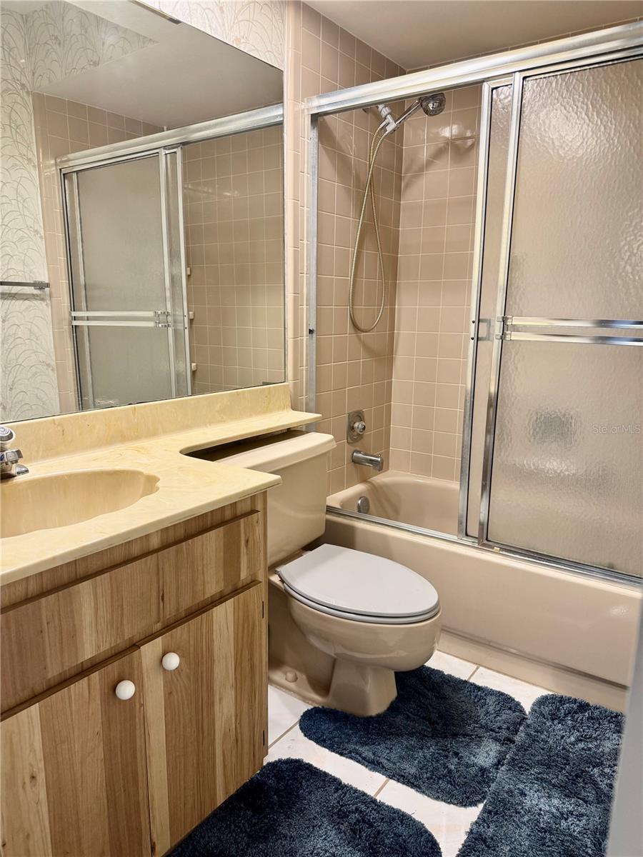 Image 20 of 25 For 11231 Dollar Lake Drive 1