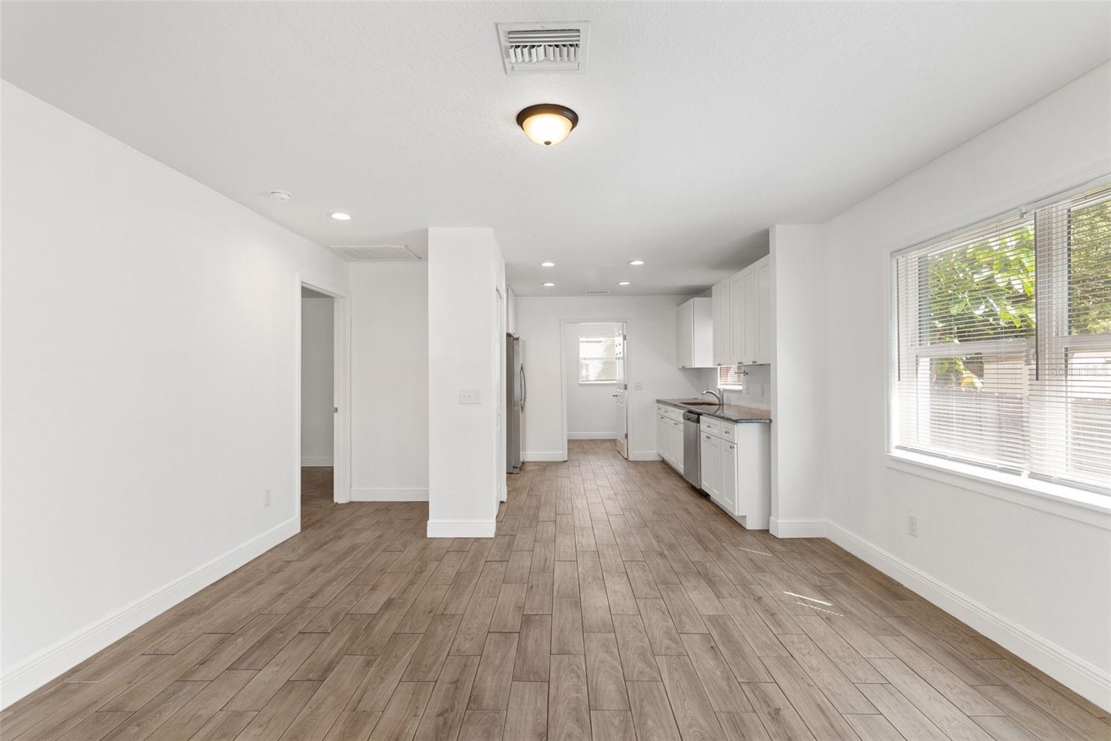 Image 12 of 29 For 1030 Summerlin Street