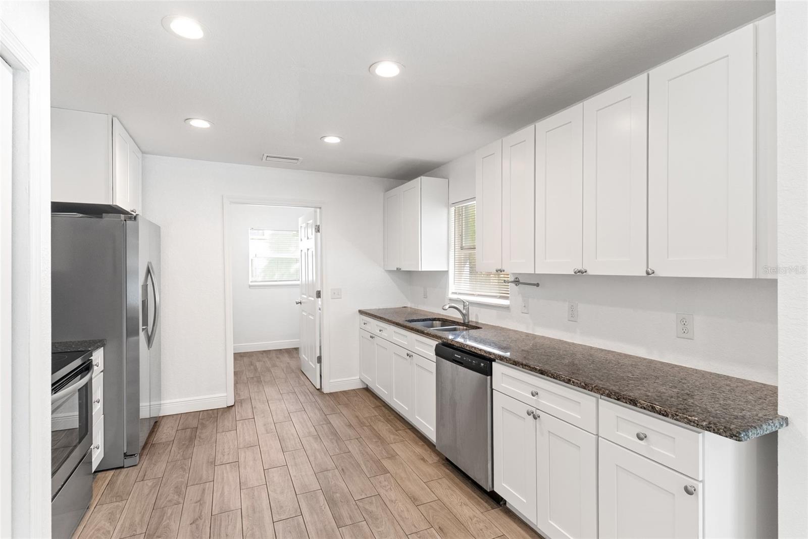 Image 15 of 29 For 1030 Summerlin Street