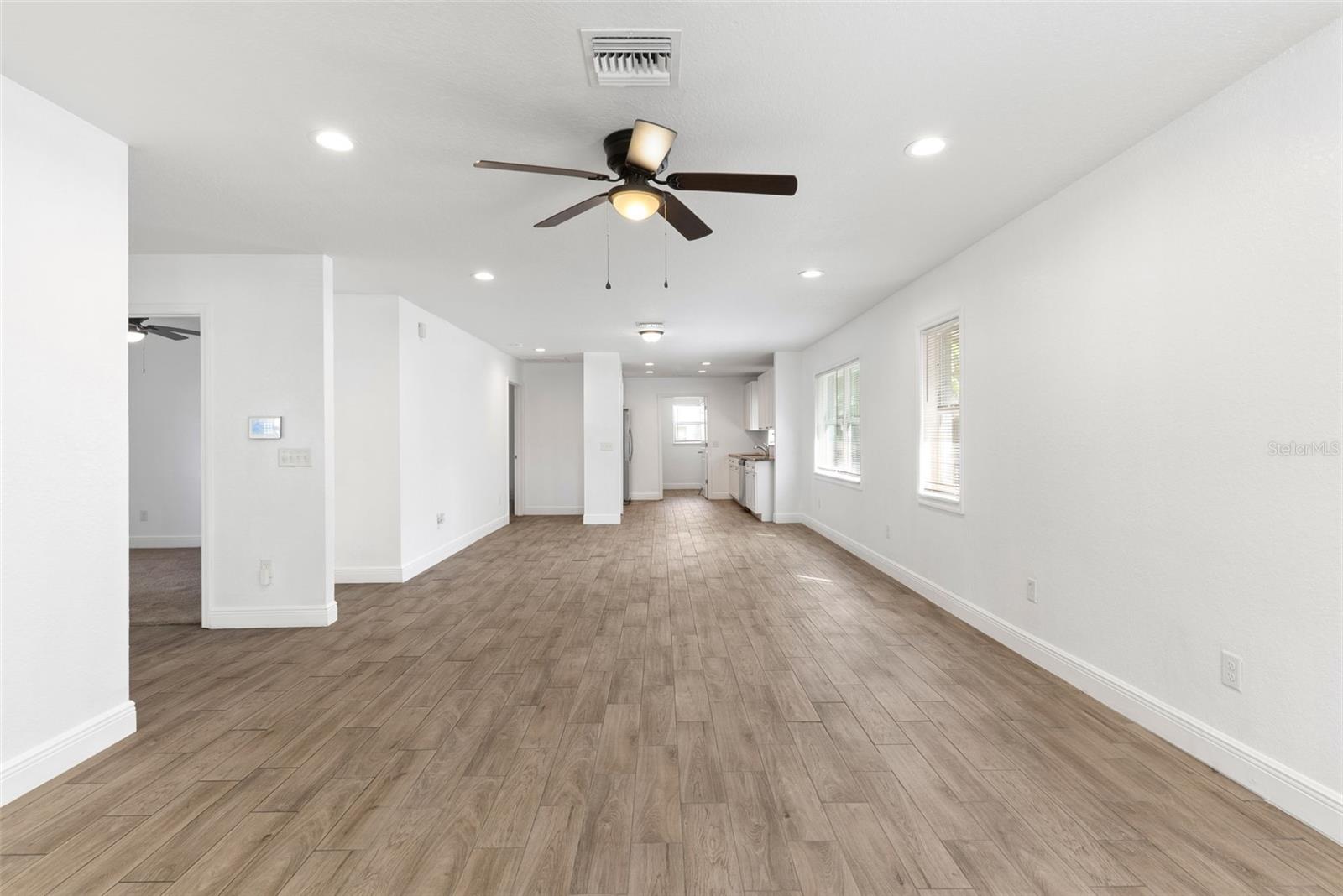 Image 8 of 29 For 1030 Summerlin Street