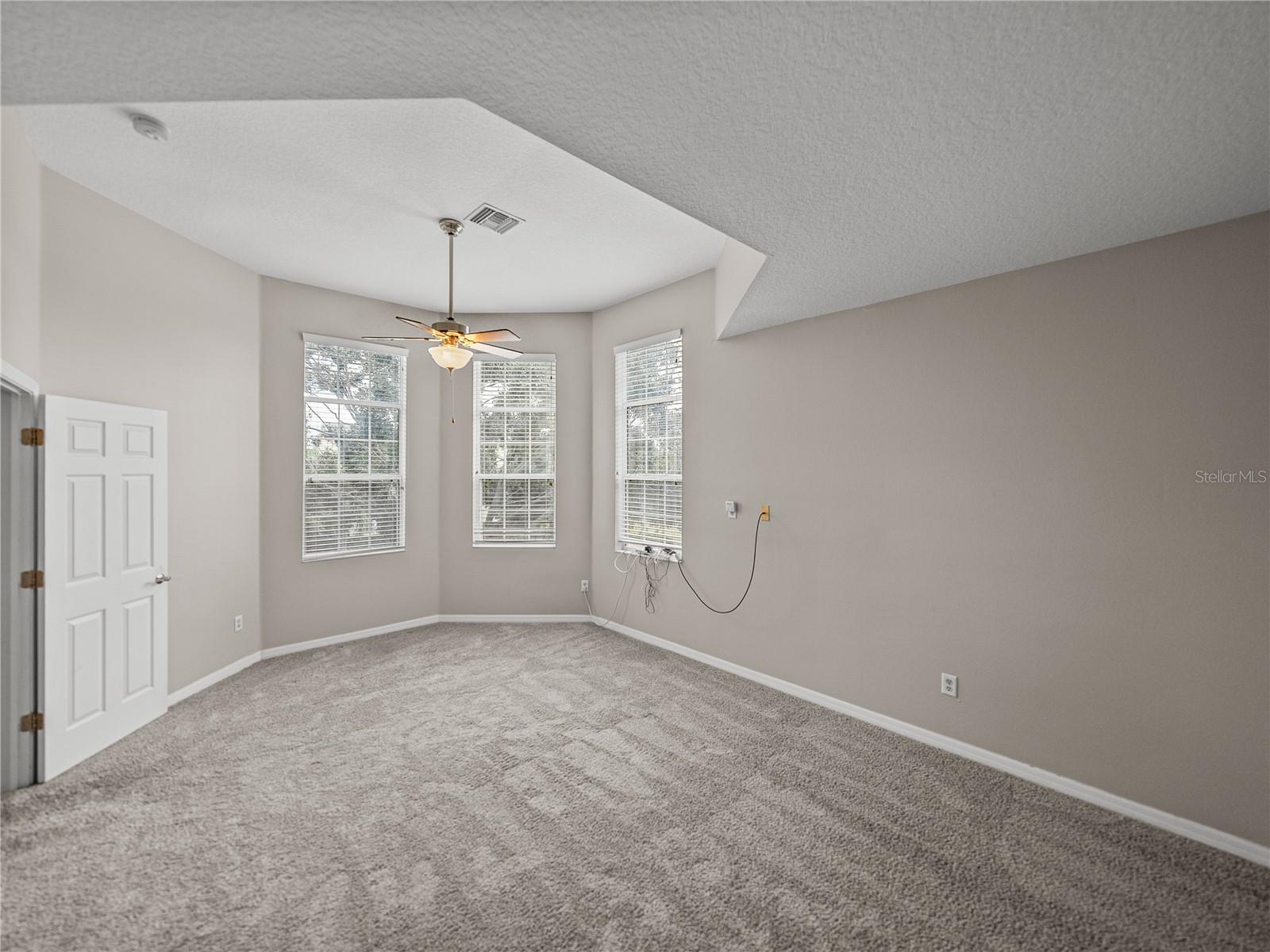 Image 38 of 46 For 6222 Hadley Commons Dr.  6222