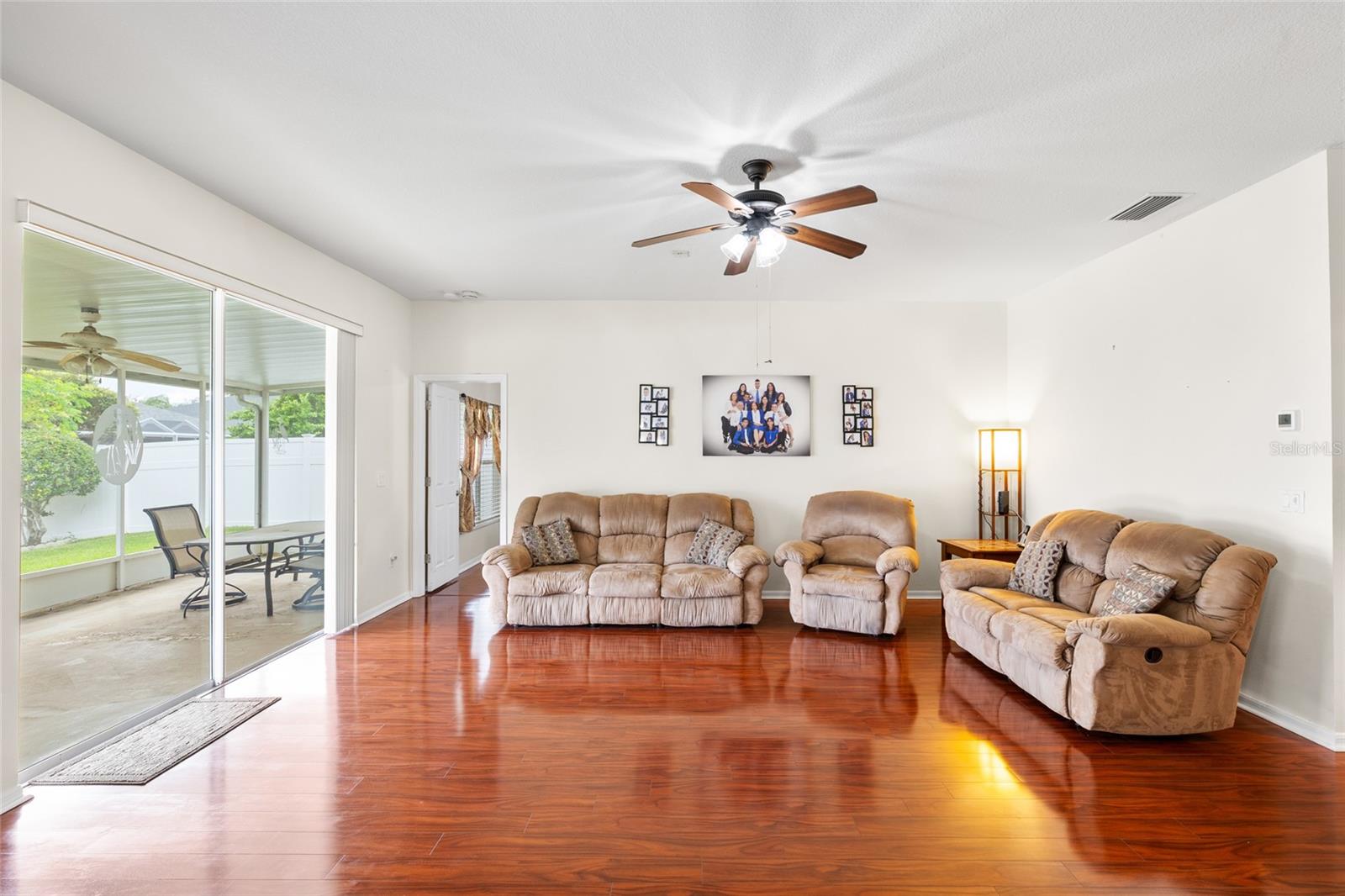 Image 10 of 39 For 2763 Valencia Grove Drive