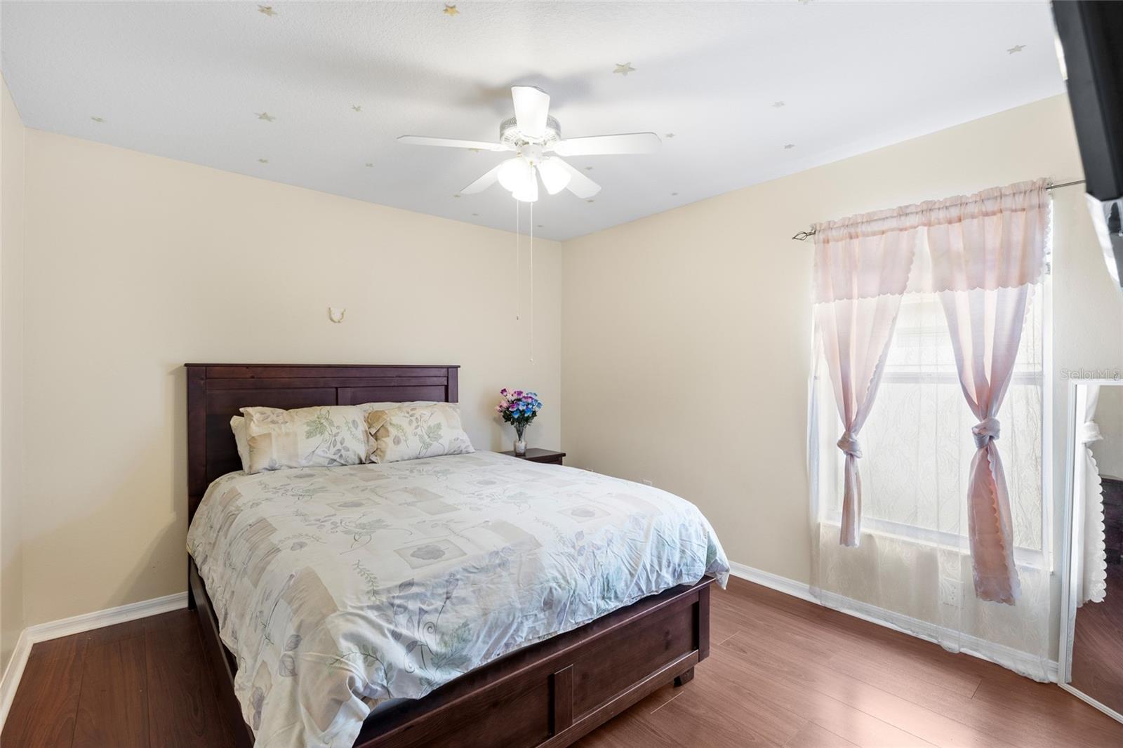 Image 29 of 39 For 2763 Valencia Grove Drive