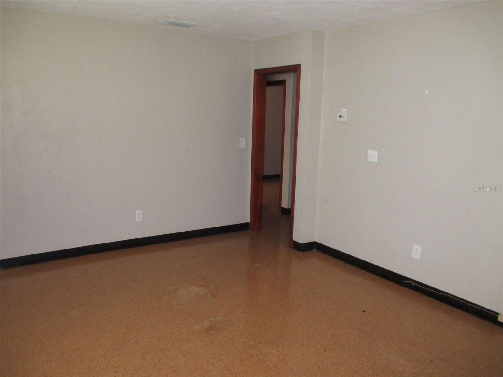 Image 7 of 17 For 1248 Woodland Avenue