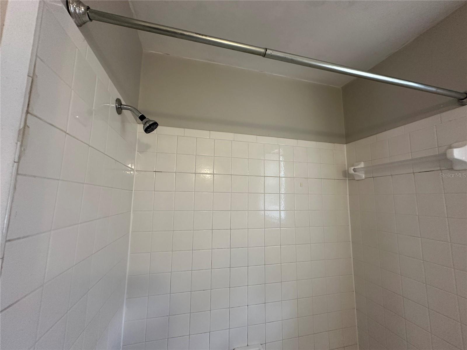 Image 10 of 10 For 722 Central Avenue A