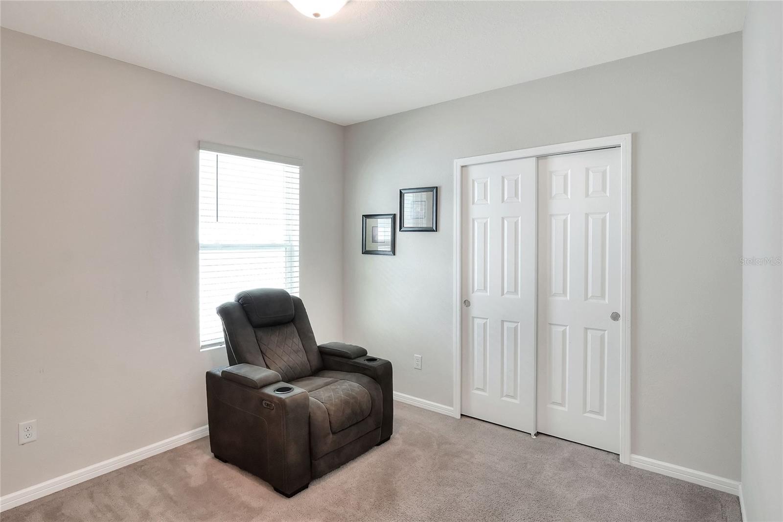 Image 16 of 43 For 1623 Aspen Avenue