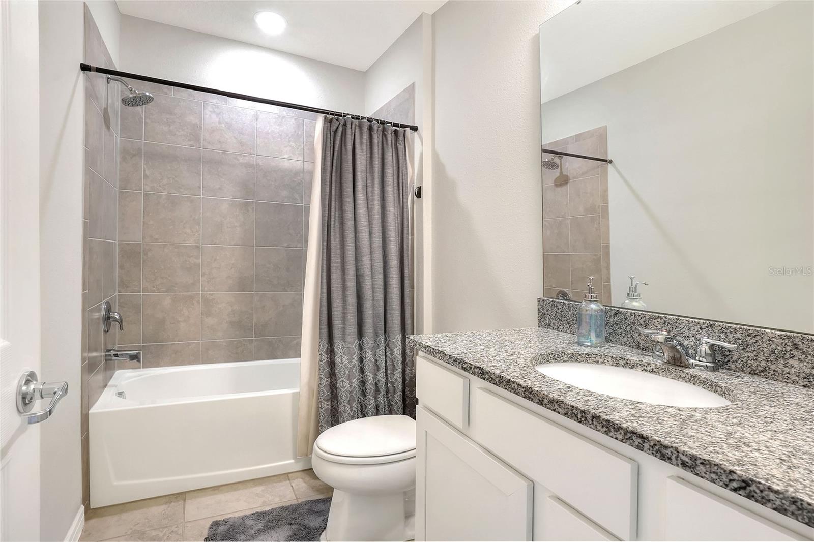 Image 26 of 43 For 1623 Aspen Avenue