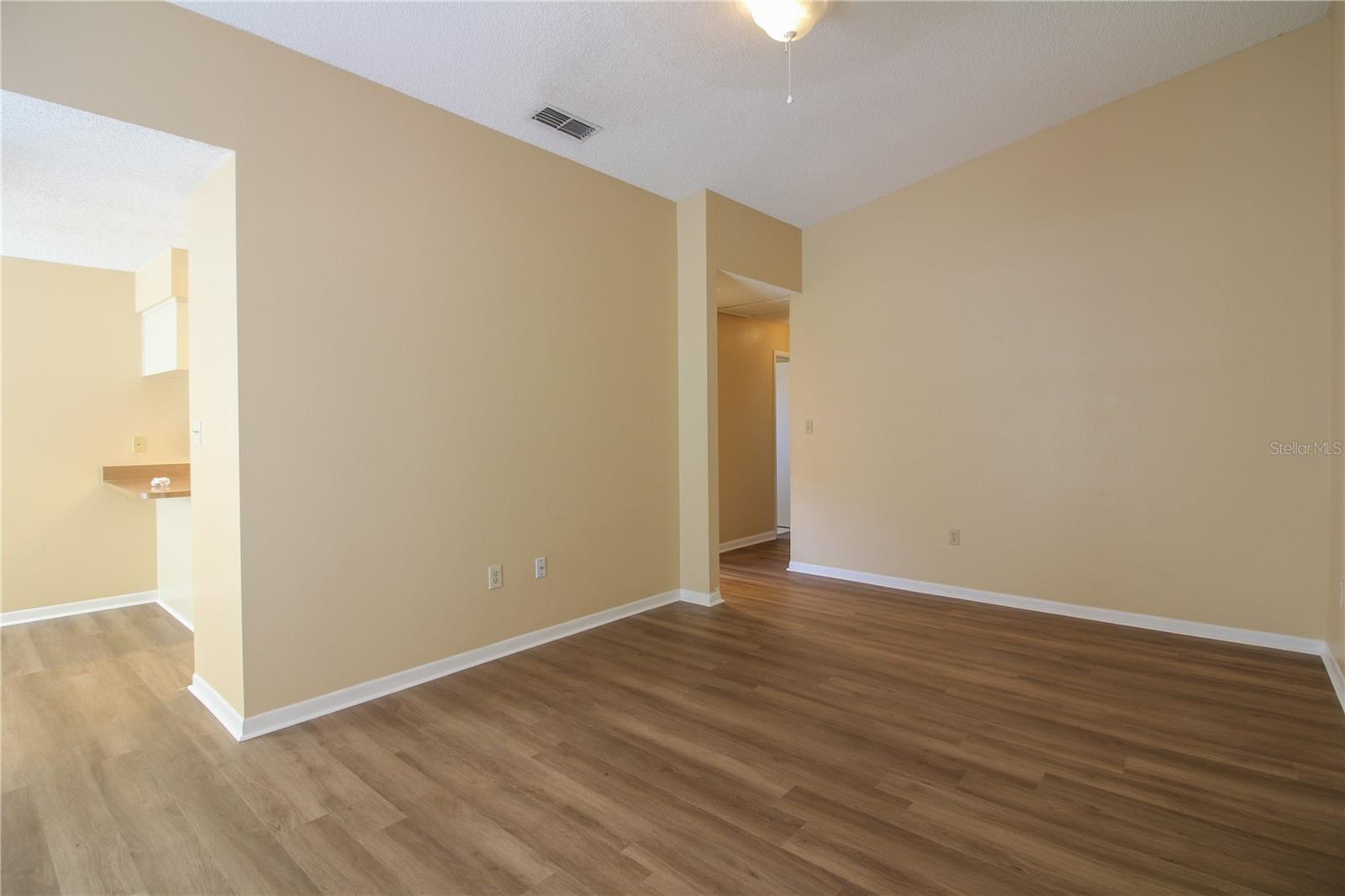 Image 4 of 18 For 754 Zella Lane