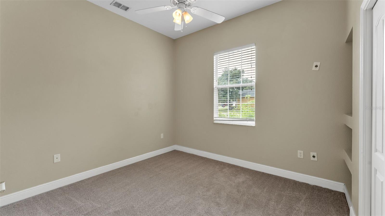 Image 42 of 64 For 1700 Saddlewood