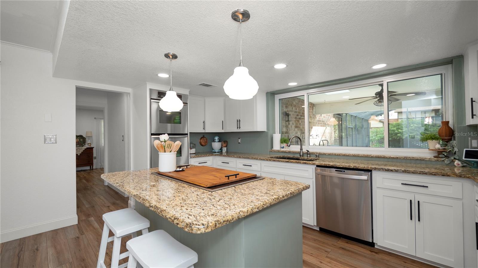 Image 10 of 69 For 1129 Sugartree Lane N