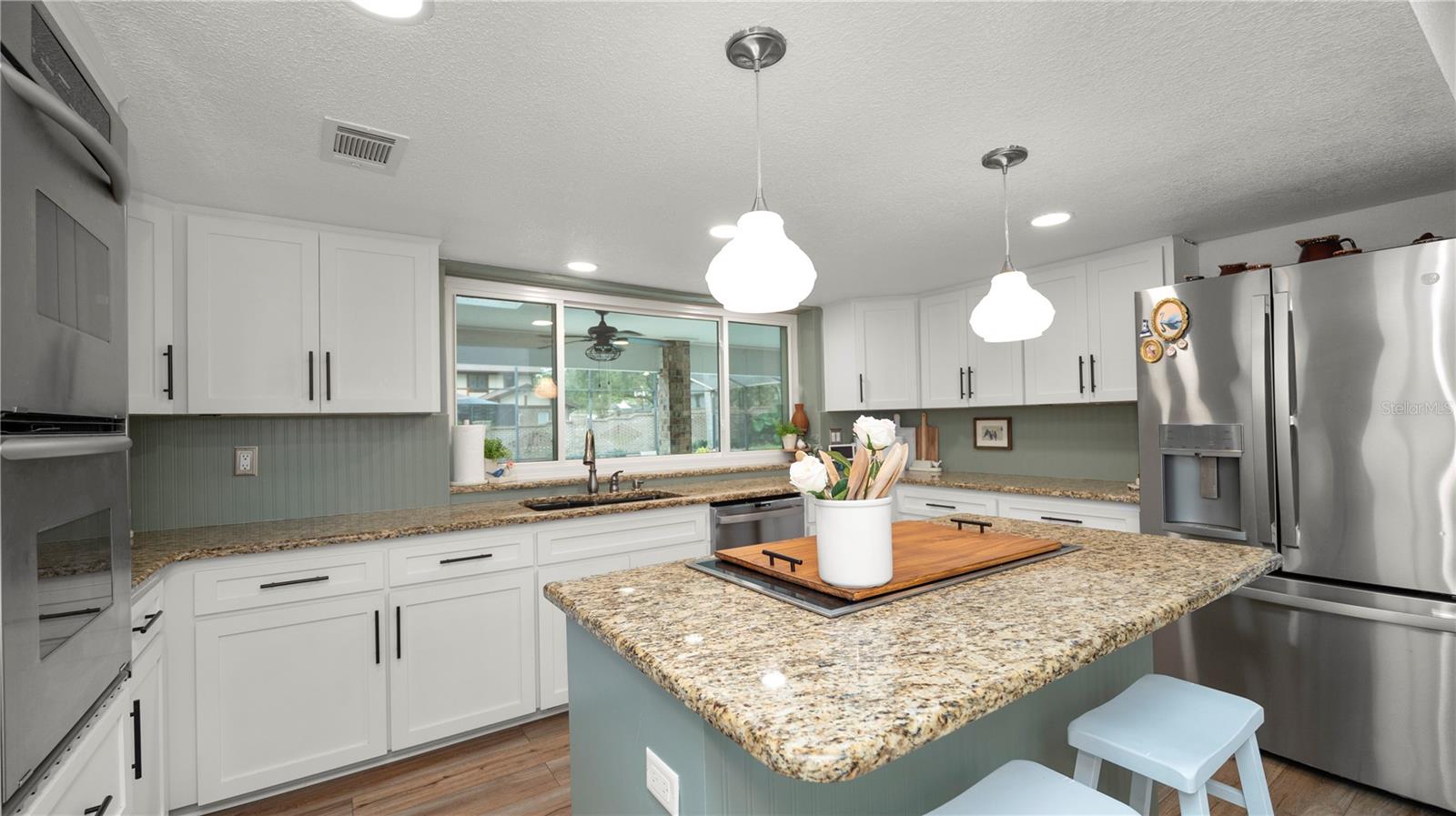 Image 11 of 69 For 1129 Sugartree Lane N