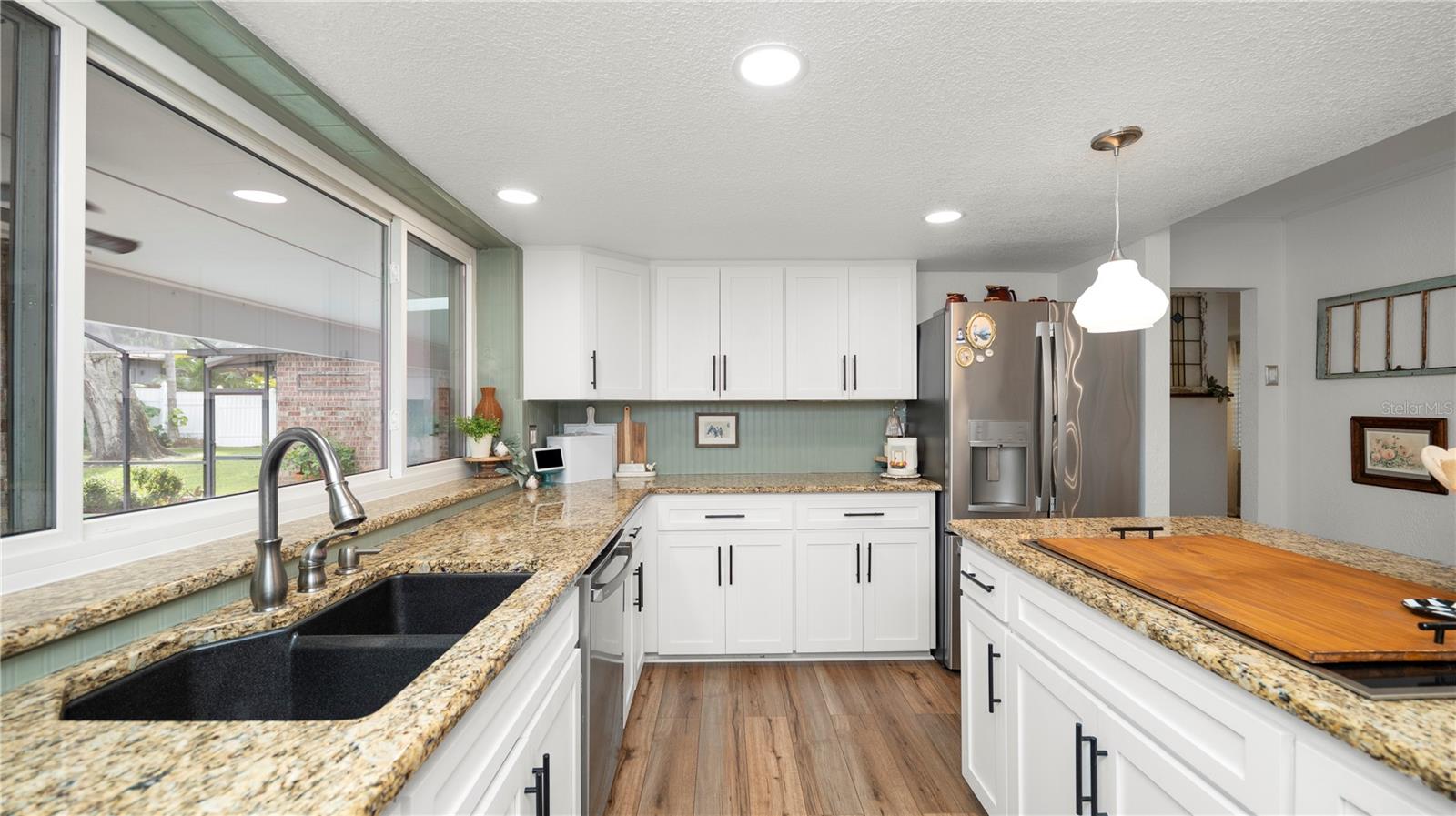 Image 13 of 69 For 1129 Sugartree Lane N