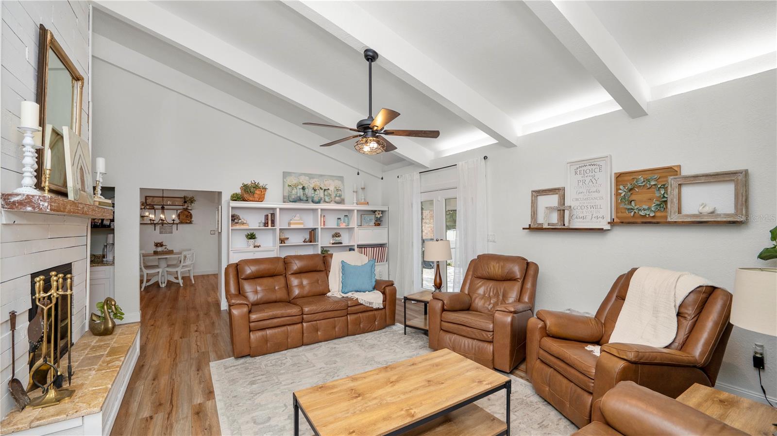 Image 20 of 69 For 1129 Sugartree Lane N